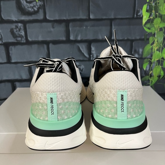 Nike React Infinity Run FK 3 - Picture 5 of 10
